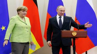 Putin ve Merkel Suriye’yi konuştu